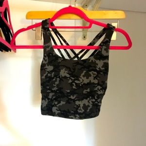 Athletic Cross-back Sports Bra